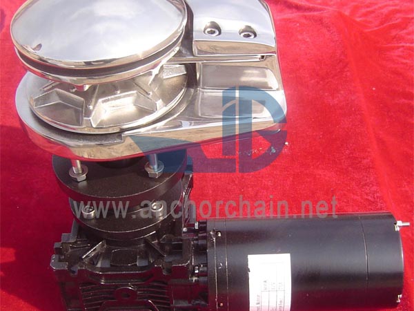 इलेक्ट्रिक वर्टिकल मूरिंग Capstan